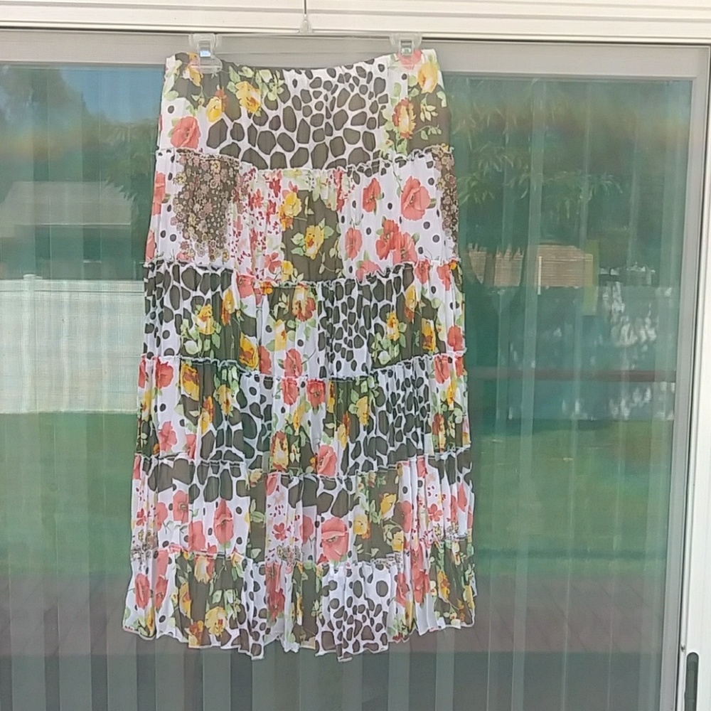 Allison Taylor Women's Skirt.